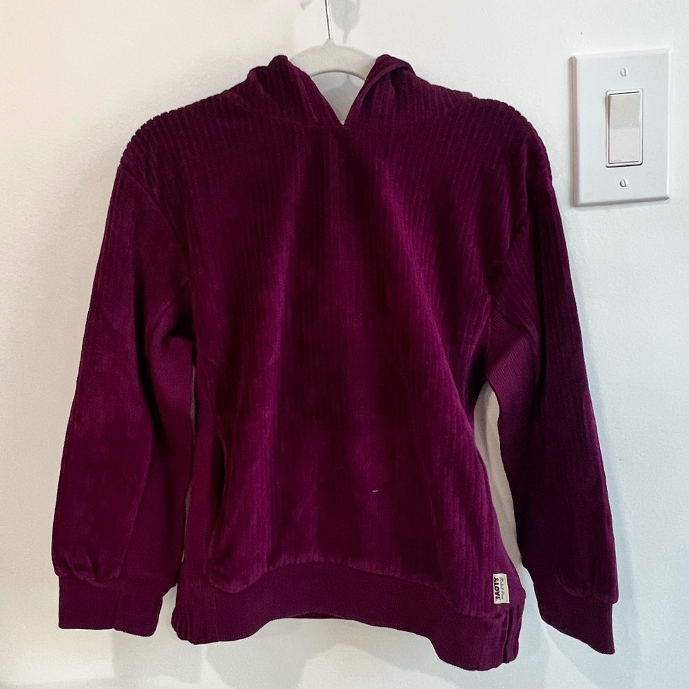 Hundred Pieces Girls Magenta Velour Hoodie. Size 10